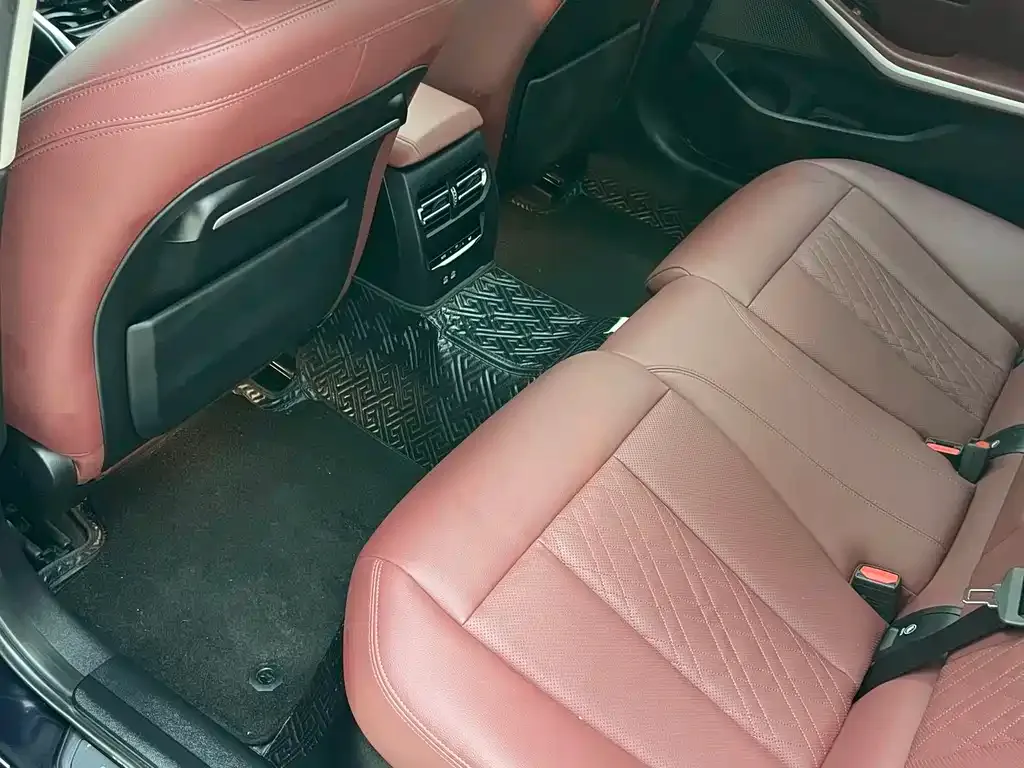 BMW 3 Series — фото 10