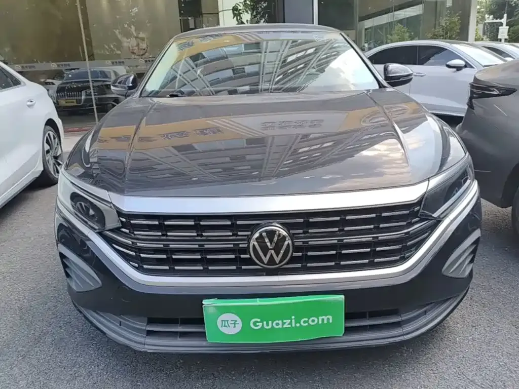 Volkswagen Passat — фото 7
