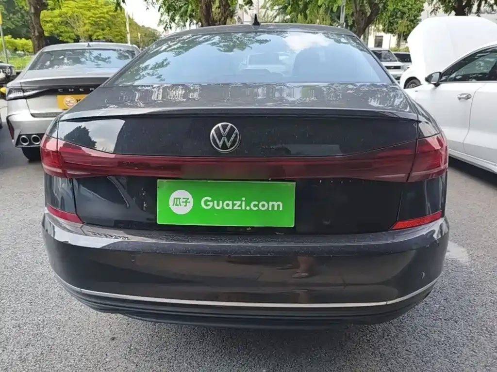 Volkswagen Passat — фото 3
