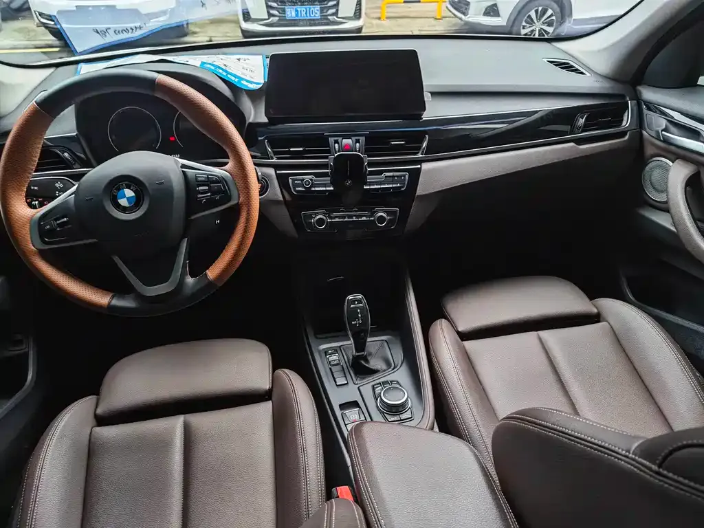 BMW X1 — фото 4