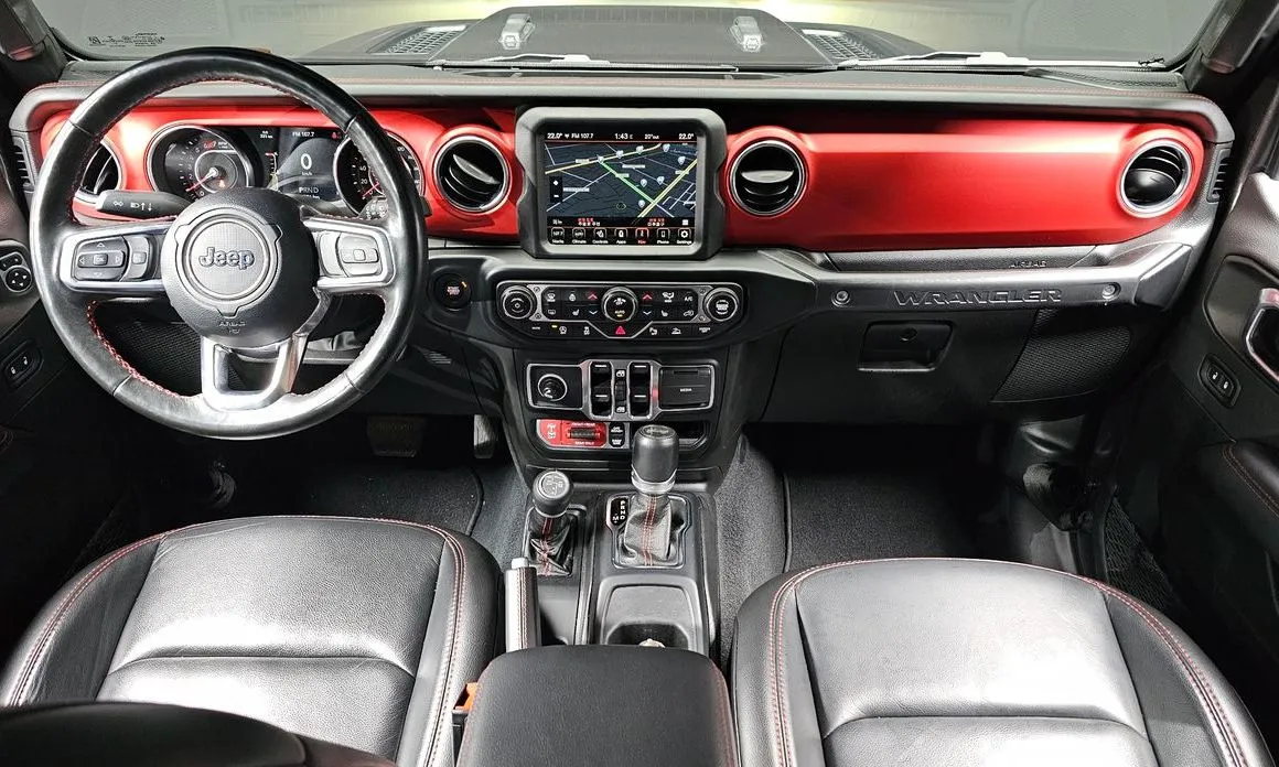 Jeep Wrangler — фото 10