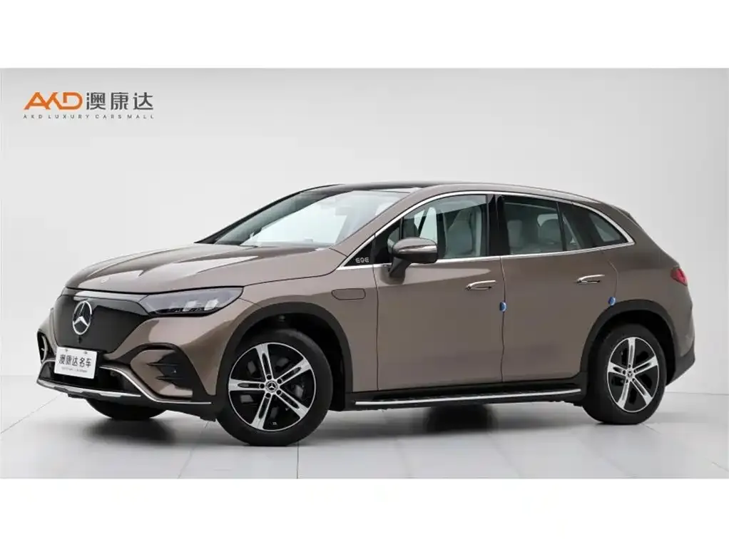 Mercedes-Benz EQE SUV — фото 1