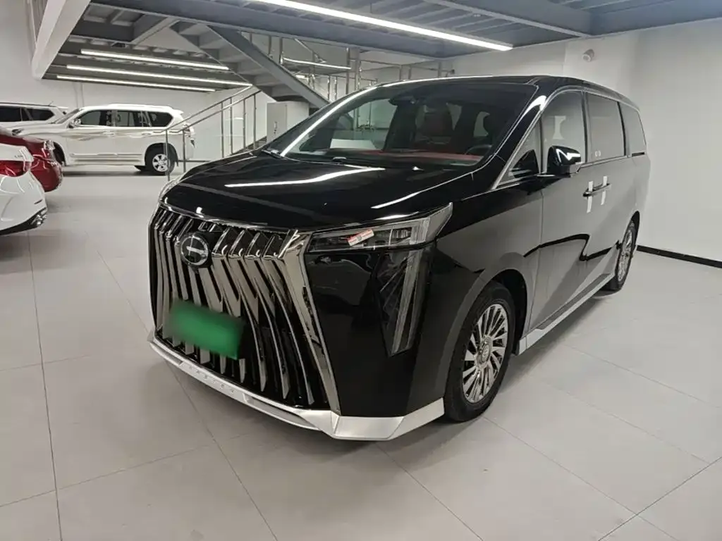 GAC Motor Trumpchi M8 — фото 1