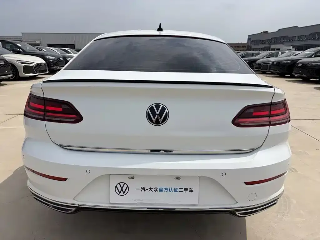 Volkswagen CC — фото 10