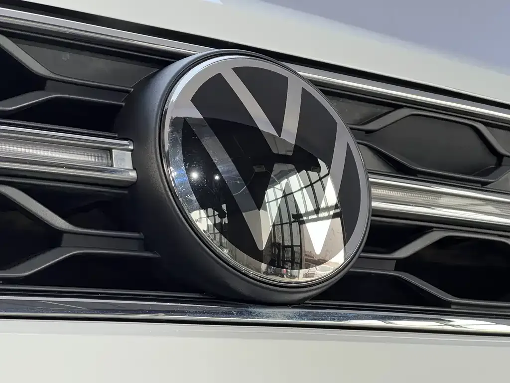Volkswagen Tharu — фото 5