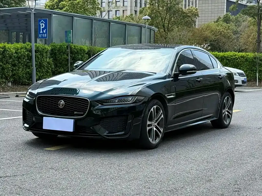 Jaguar XEL — фото 1