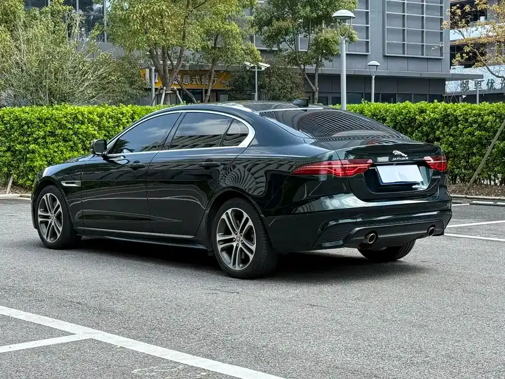Jaguar XEL — фото 9