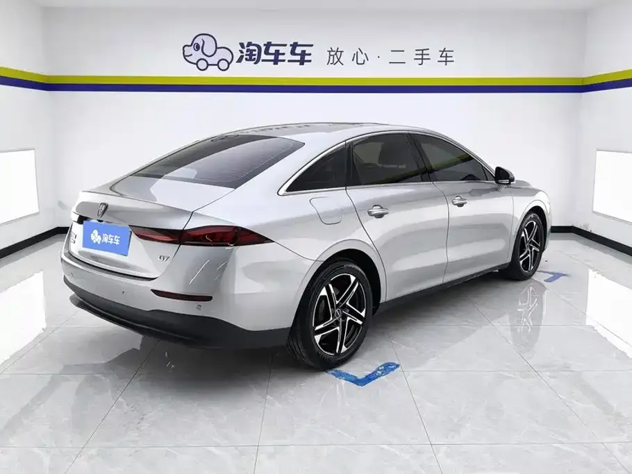 Roewe D7 — фото 9