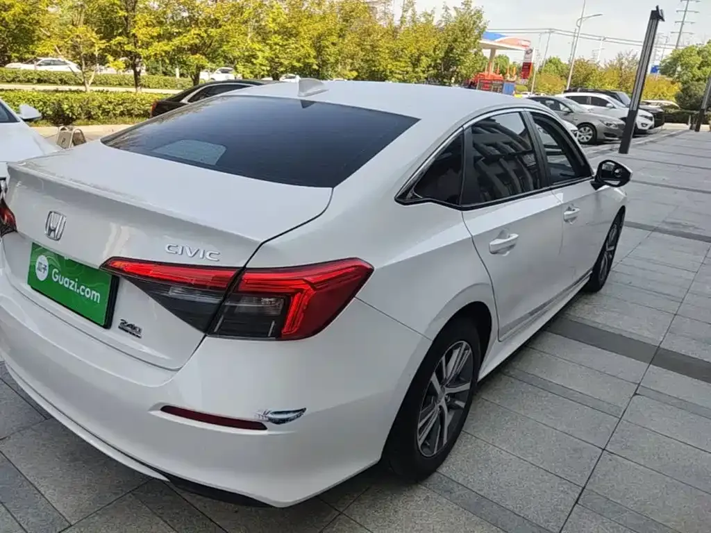 Honda Civic — фото 3
