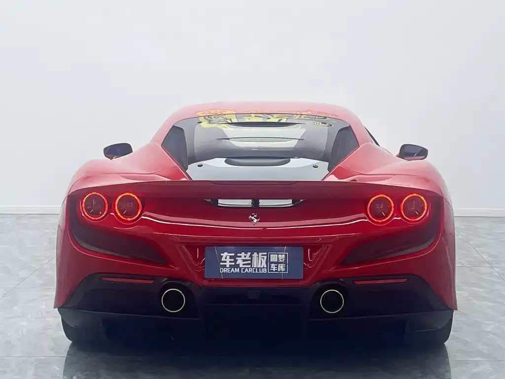 Ferrari F8 — фото 4