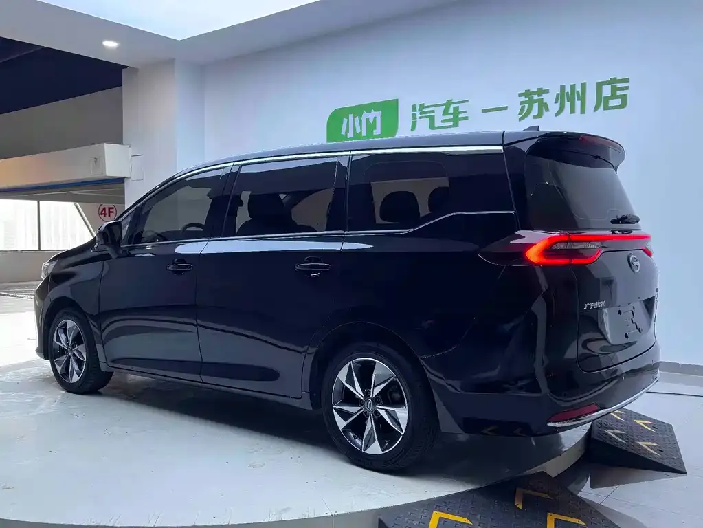 GAC Motor Trumpchi M6 — фото 10