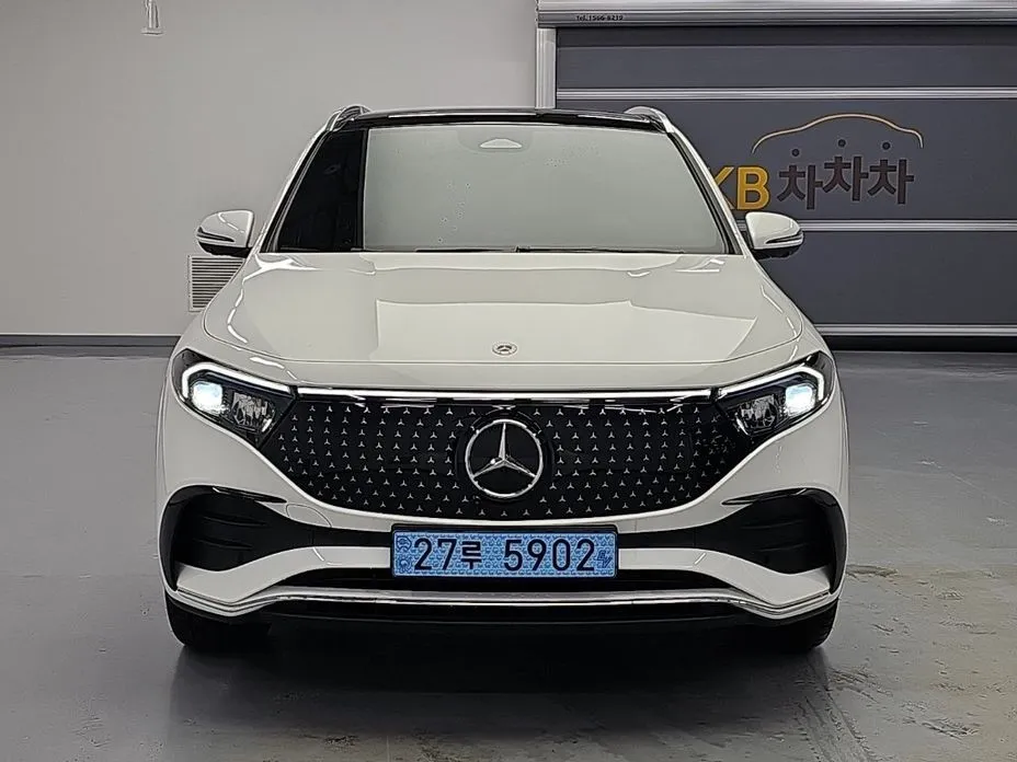 Mercedes-Benz EQA — фото 1