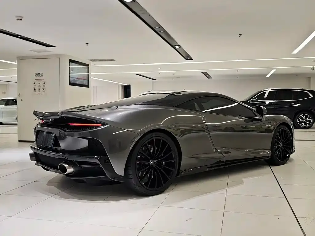 McLaren GT — фото 2