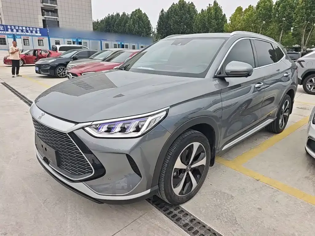 BYD PLUS New Energy — фото 1