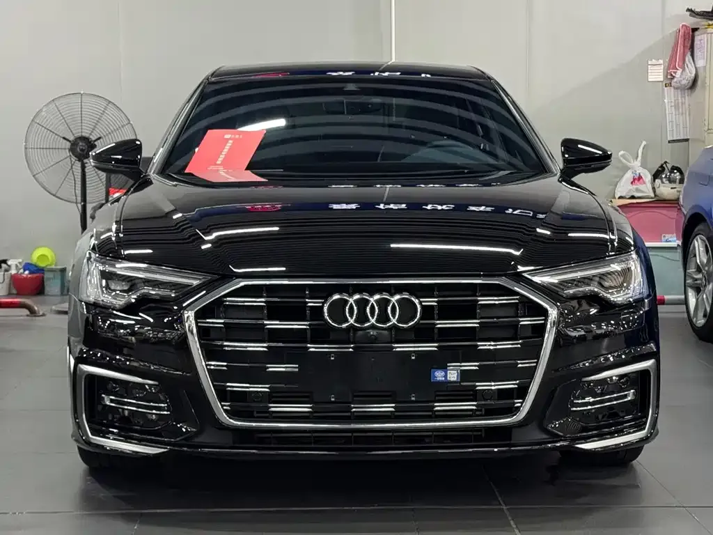 Audi A6L — фото 2