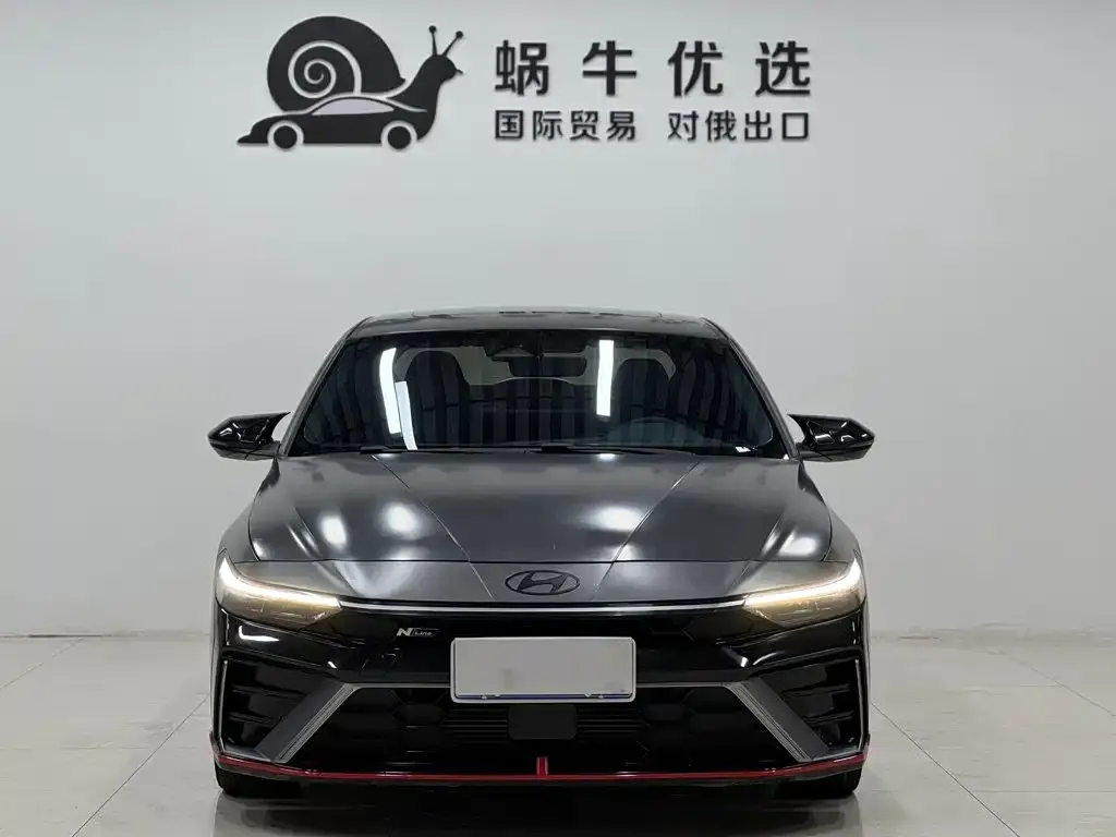 Hyundai Elantra — фото 2