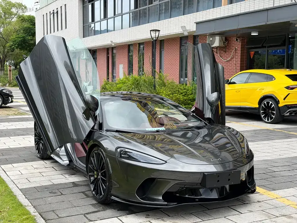 McLaren GT — фото 4