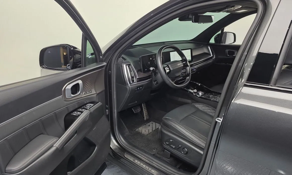 Kia Sorento — фото 8