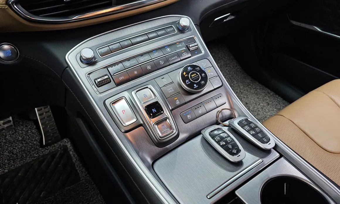 Hyundai Santafe — фото 7