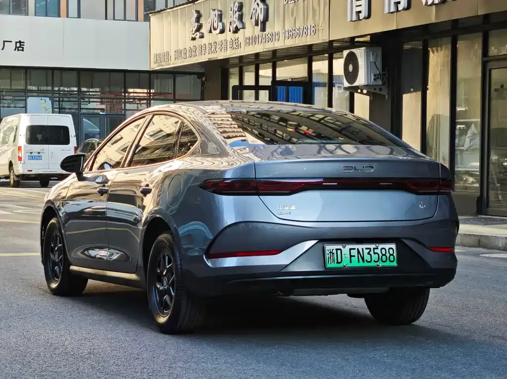 BYD Qin PLUS — фото 7