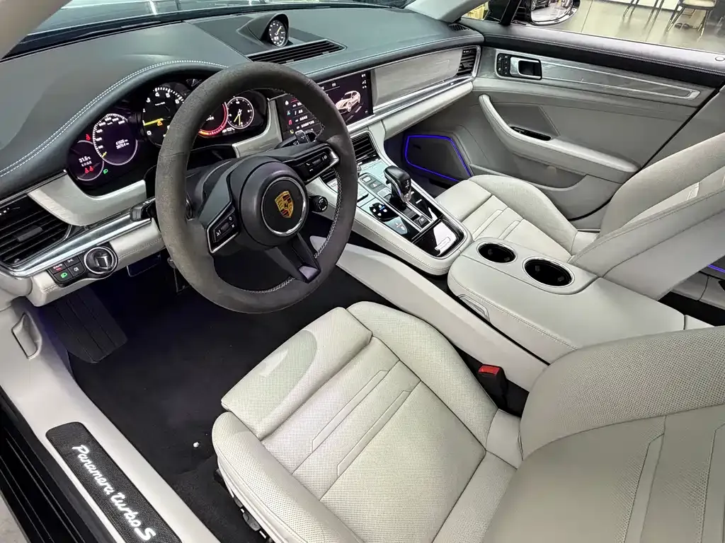 Porsche Panamera Hybrid — фото 8