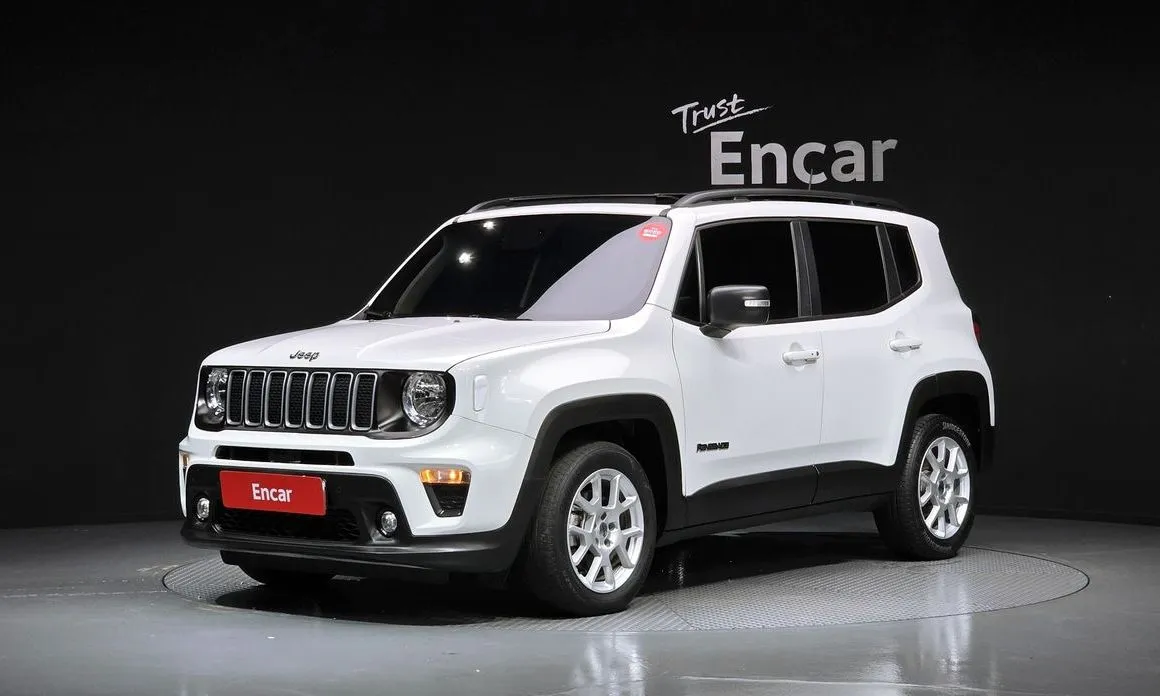 Jeep Renegade — фото 1