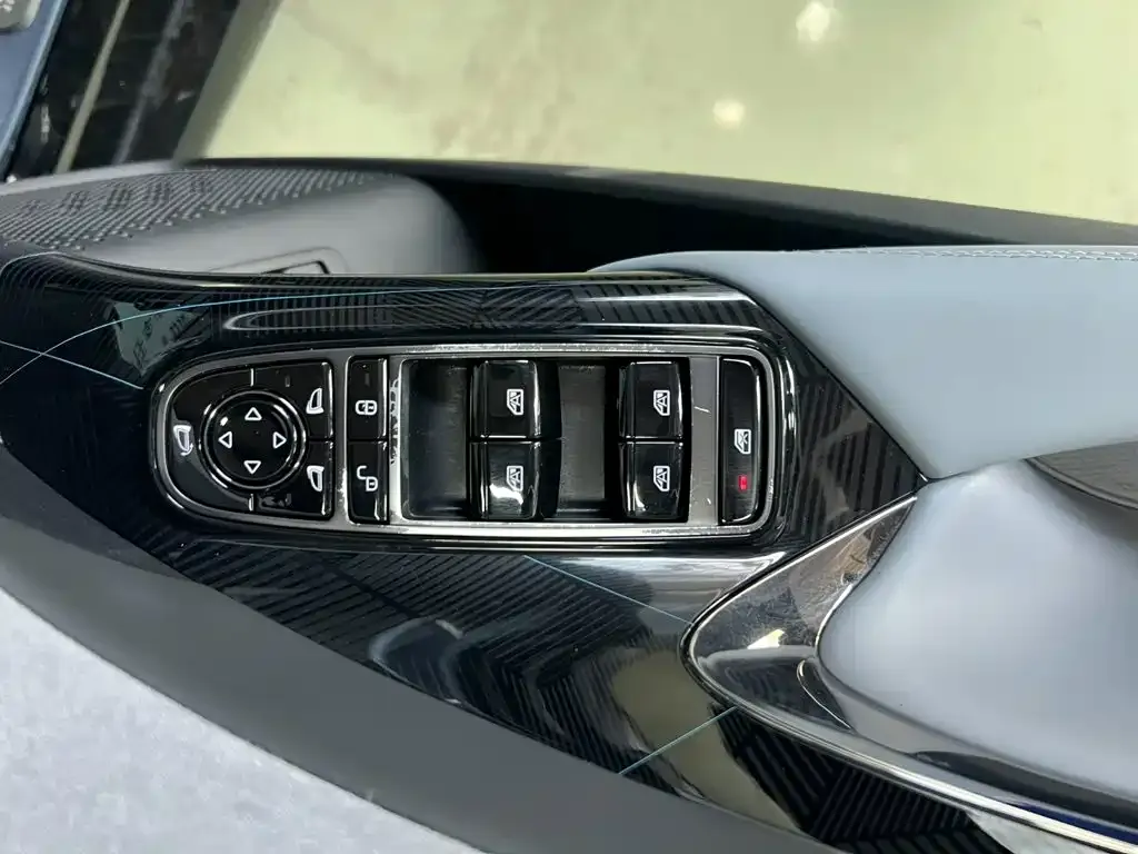 BYD Seal — фото 10