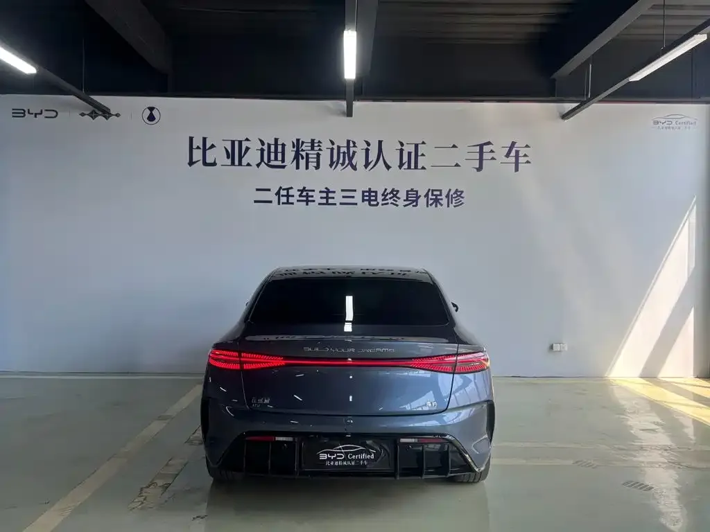 BYD Seal — фото 4