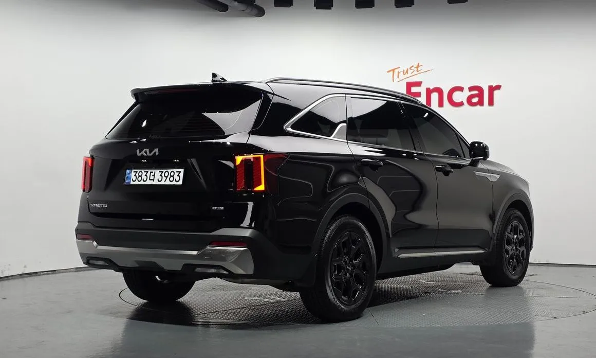 Kia Sorento — фото 5