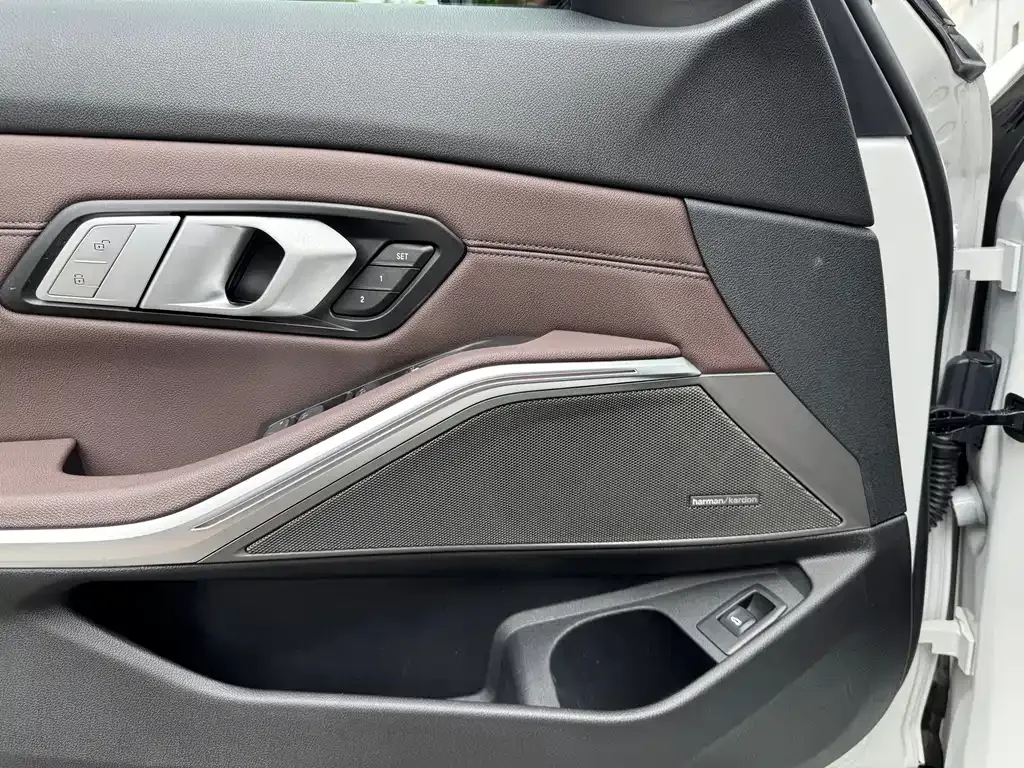 BMW 3 Series — фото 10