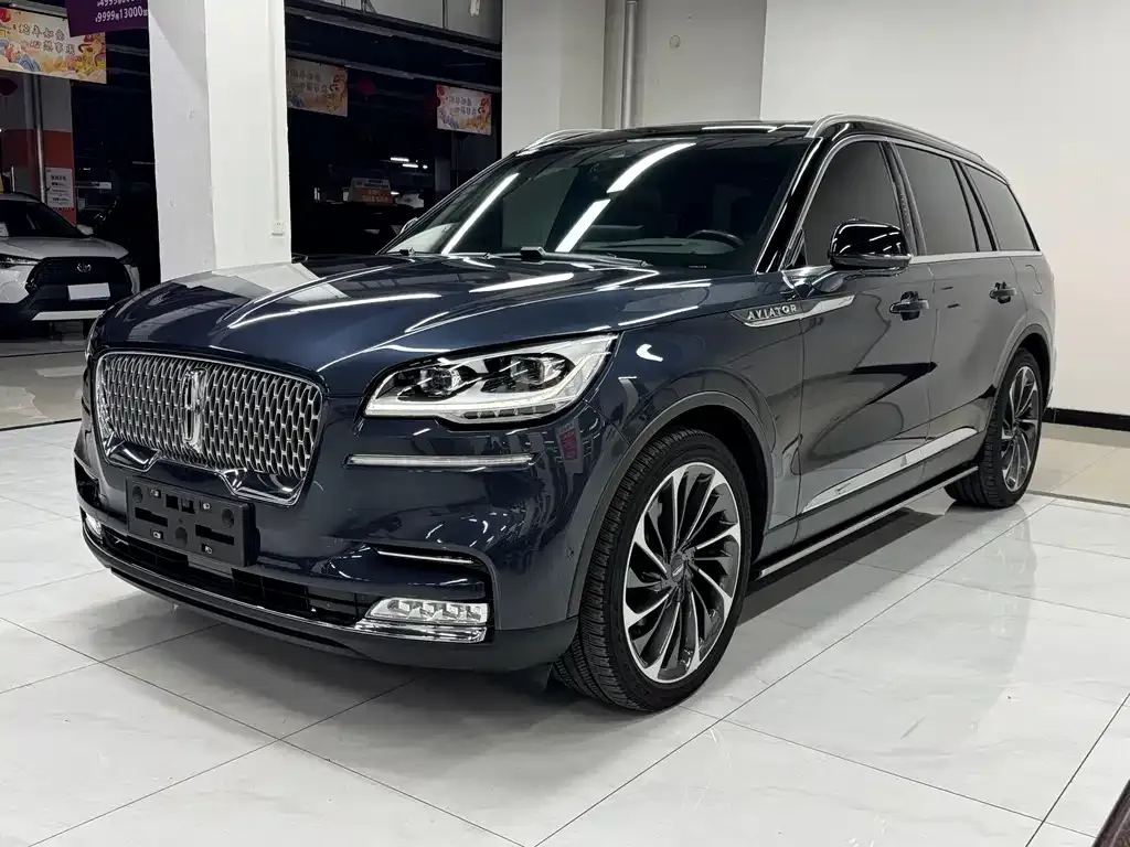Lincoln Aviator — фото 1