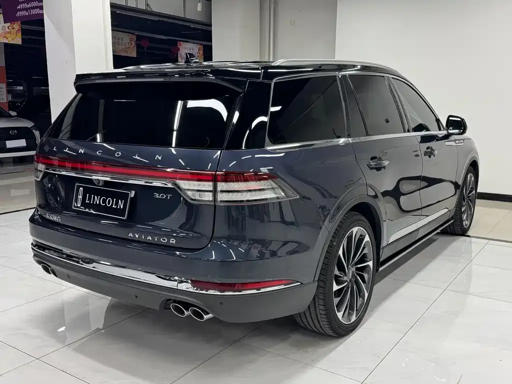 Lincoln Aviator — фото 3