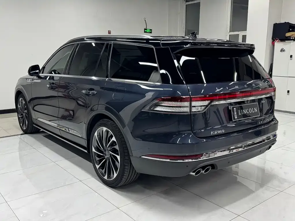 Lincoln Aviator — фото 6