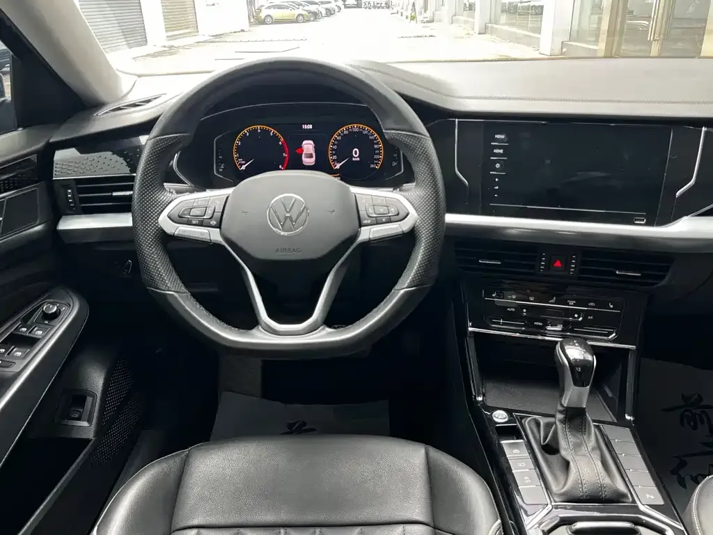 Volkswagen Passat — фото 5