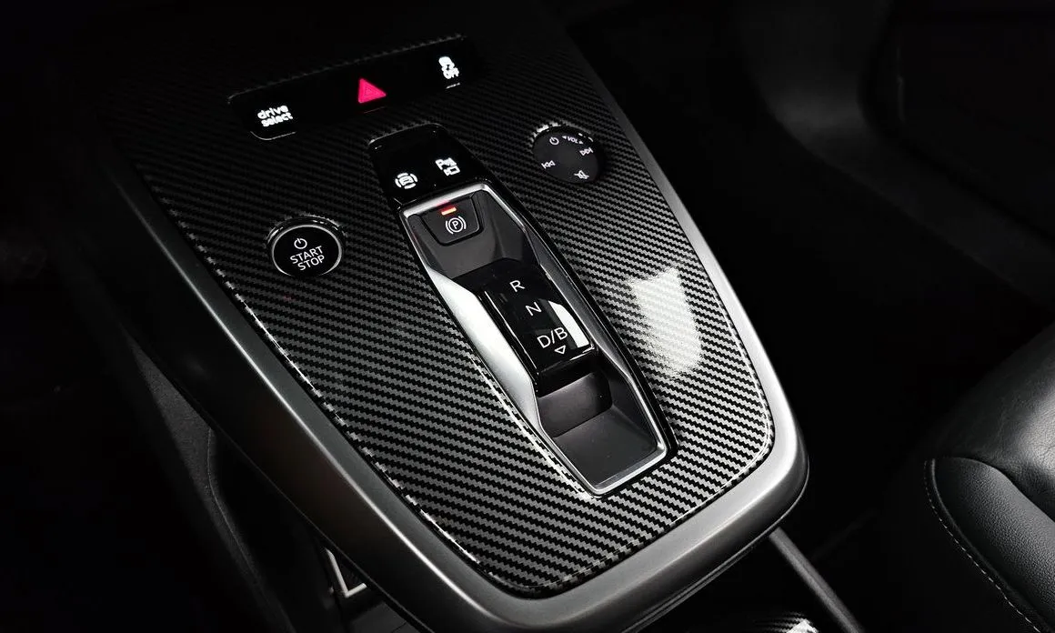 Audi Q4 e-tron — фото 3