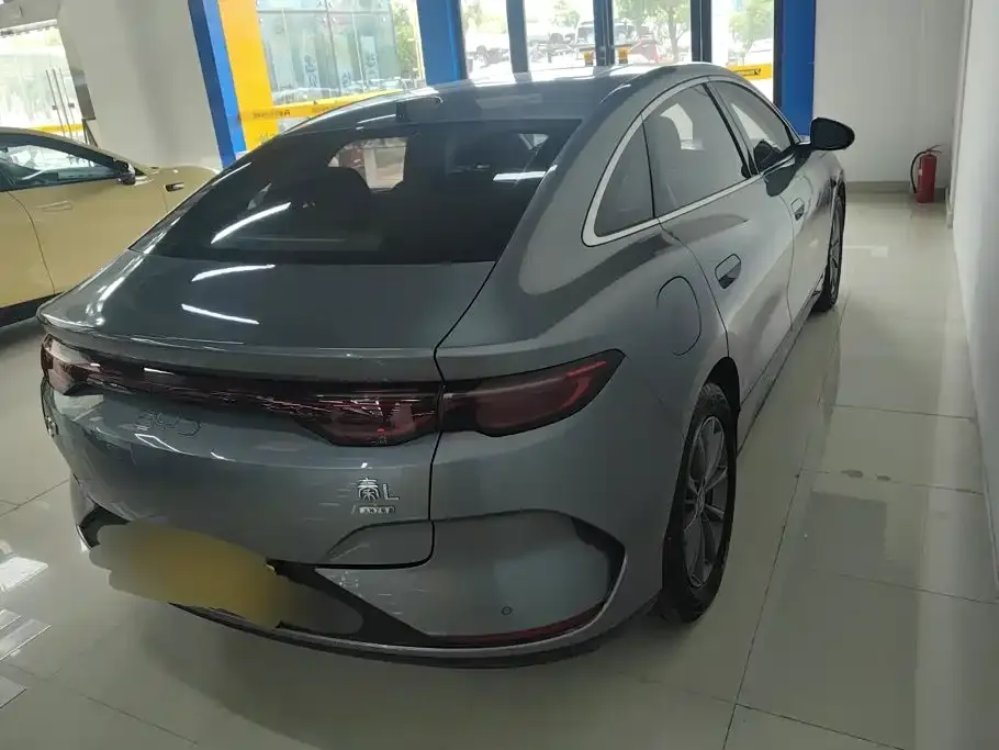BYD Qin L — фото 7