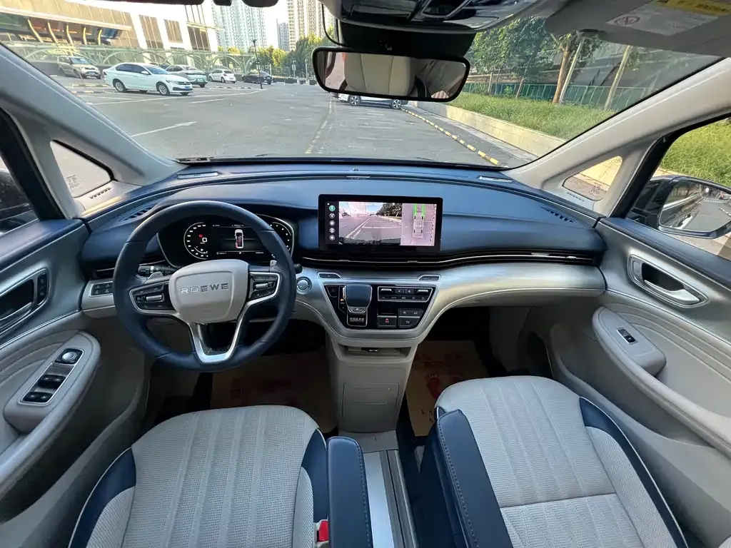 Roewe iMAX8 — фото 4
