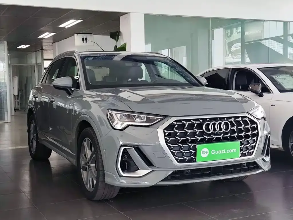 Audi Q3 — фото 10