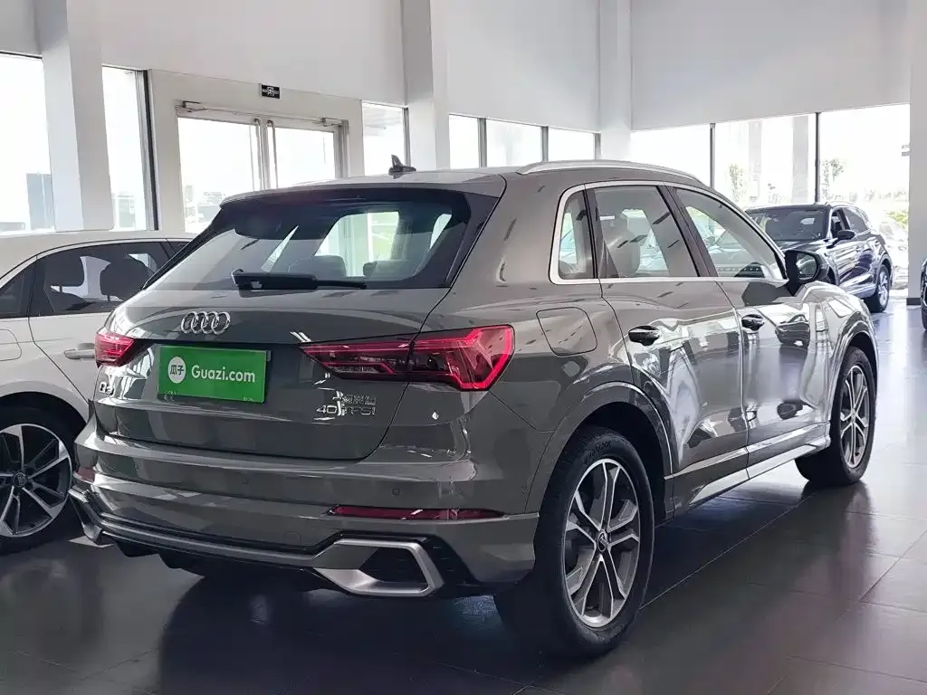 Audi Q3 — фото 9