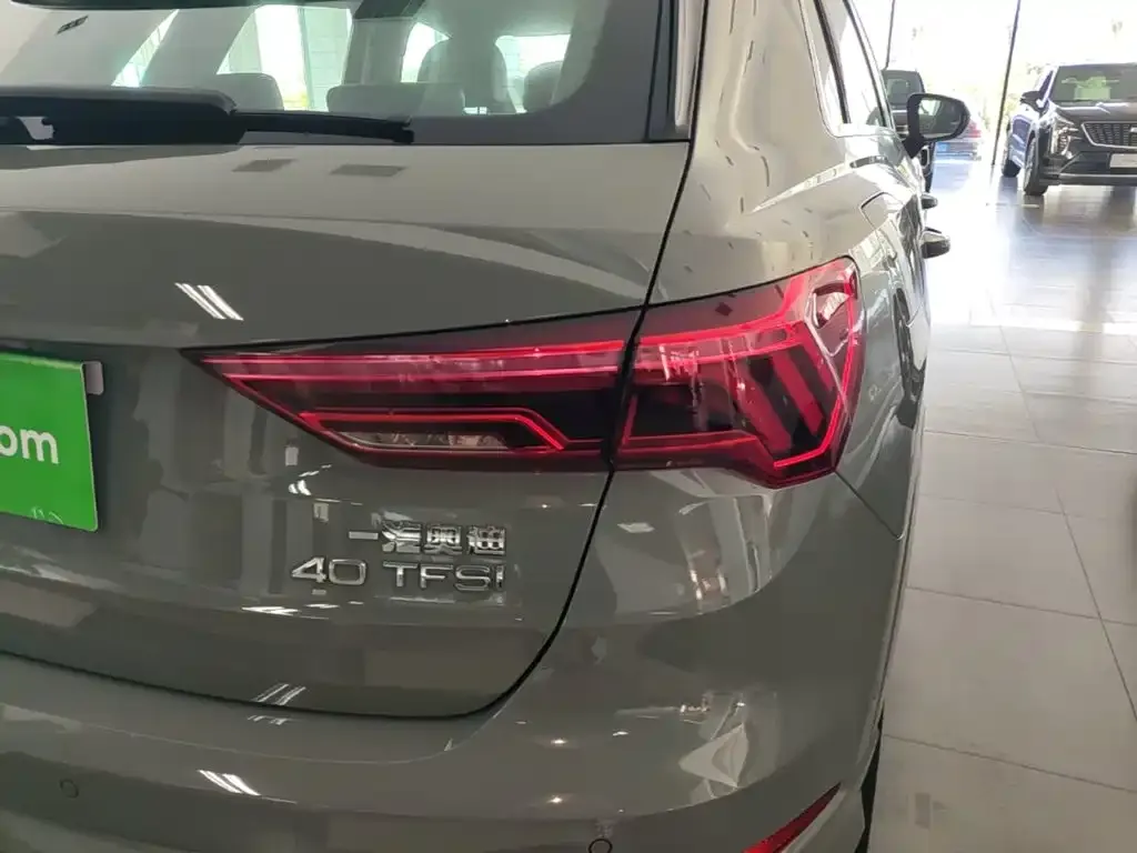 Audi Q3 — фото 2