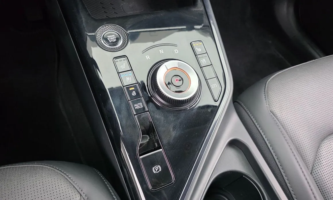 Kia Niro — фото 10