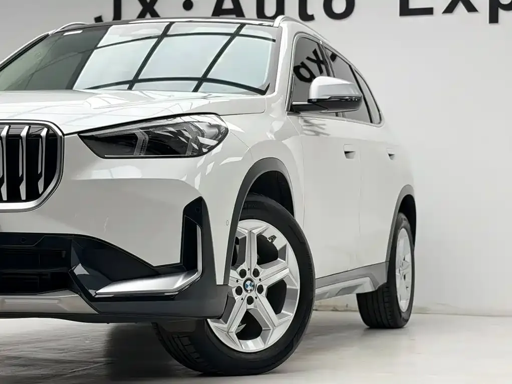 BMW X1 — фото 6
