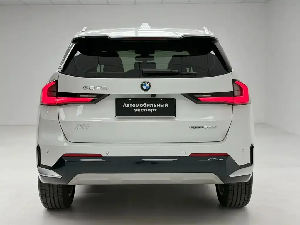 BMW X1 — фото 9