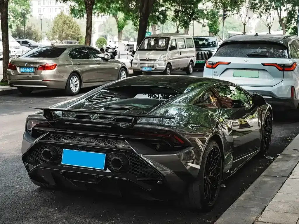 Lamborghini Huracan — фото 6