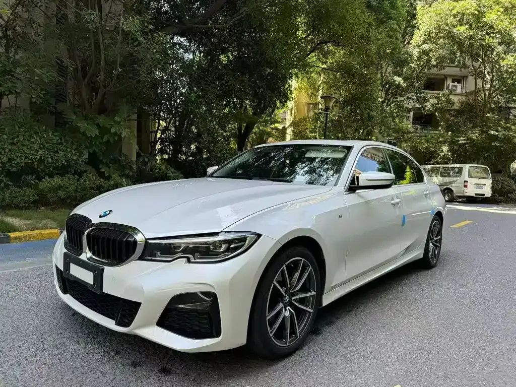 BMW 3 Series — фото 1