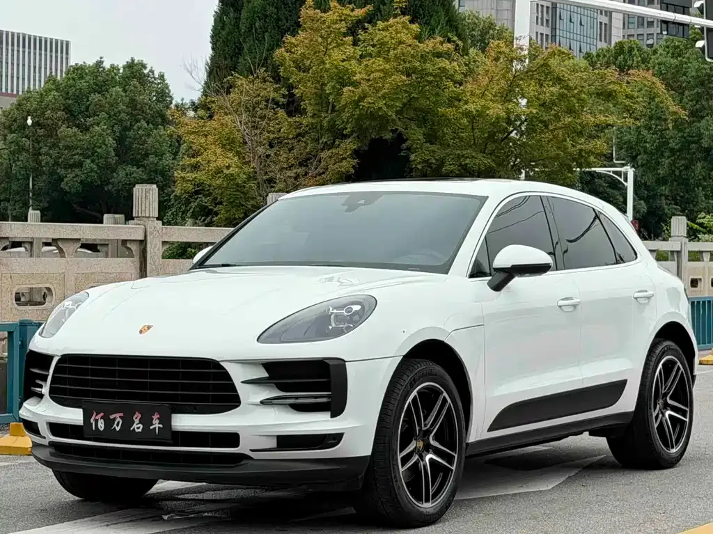 Porsche Macan — фото 1