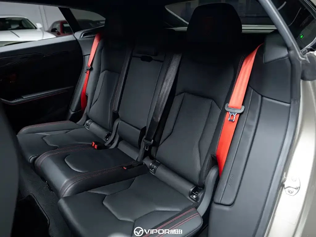 Lamborghini Urus — фото 7