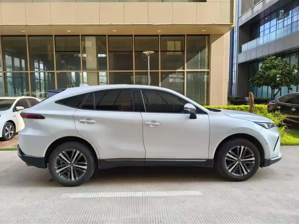 Toyota Venza — фото 2