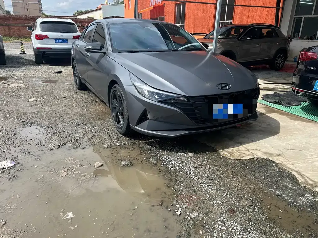 Hyundai Elantra — фото 8