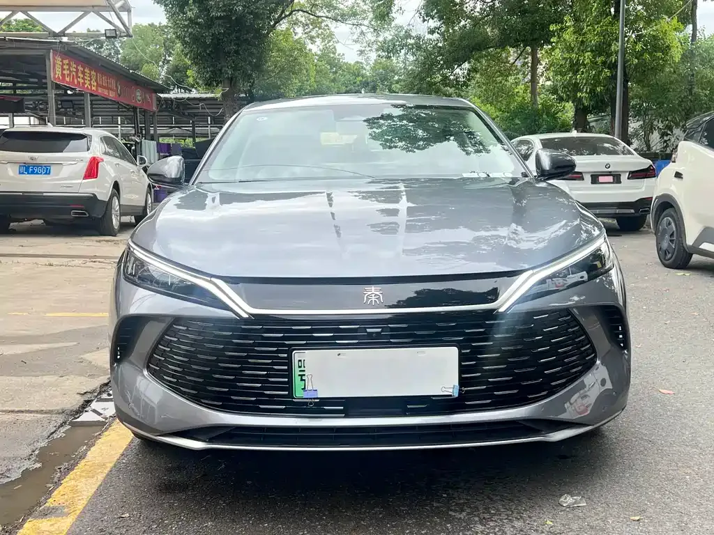 BYD Qin L — фото 9